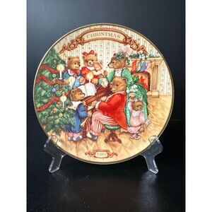 1989 Avon Together for Christmas Plate 8" Bears 22k Gold Trim